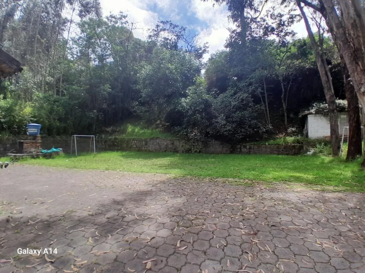 Chalet Casa De Campo Ilalo Quito